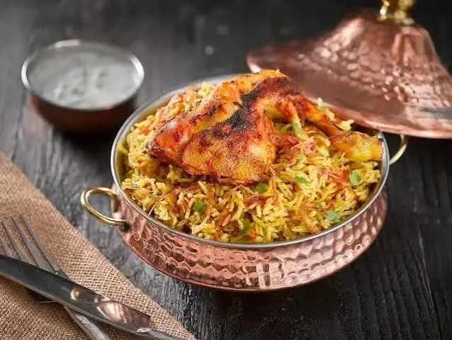 الطبق الرئيسي