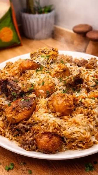الطبق الرئيسي